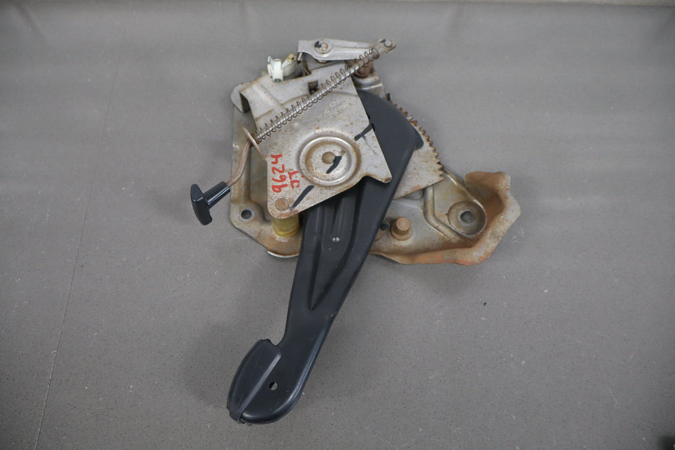 F4TZ-2780-B 1992-1997 Ford F-Series F-150 F-250 F-350 Big Bronco Parking Brake
