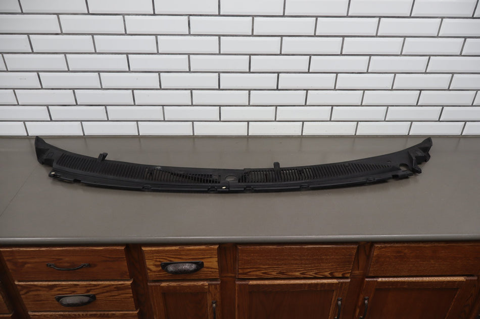 1993-1996 Cadillac Fleetwood Cowl Vent Panel