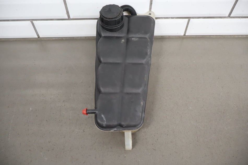 2005-2013 Chevrolet Corvette C6 - Radiator Coolant Overflow Bottle 10304487