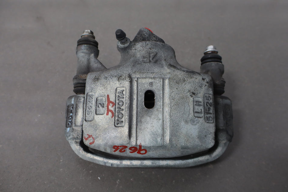 1992 Toyota MR2 Pair - Front Calipers 1992 Toyota MR2 Pair - Front Calipers