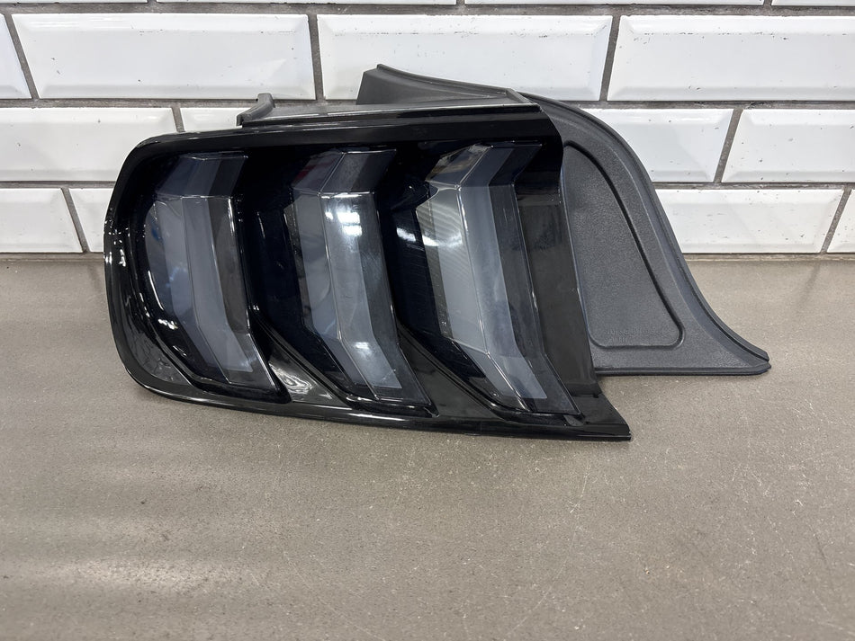 2018-2023 Ford Mustang S550 Driver Left LH LED Tail Light Lamp OEM