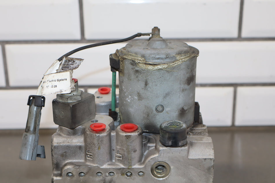 1999-2000 Chevrolet Corvette ABS Brake Unit 09376711 OEM