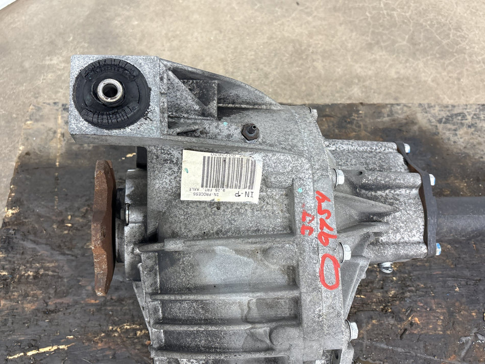03-06 Hummer H2 4X4 Front Axle Differential Carrier 4.10 Assembly 25819234