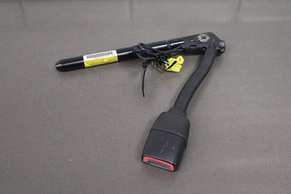 05-13 Chevy Corvette C6 Driver Left LH Front Seat Belt Buckle Pretensioner