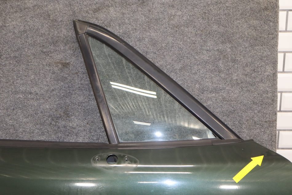1990-1997 Mazda MX-5 Miata Right Front Door Marina Green 13C NAY45802XB