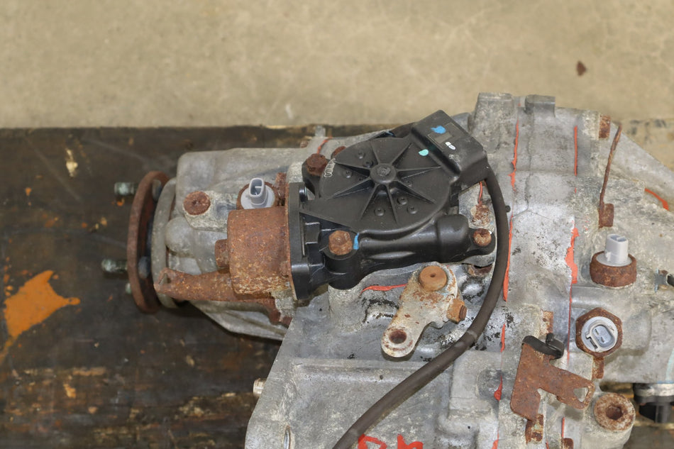 98-02 Toyota Land Cruiser LX470 HF2A Transfer Case