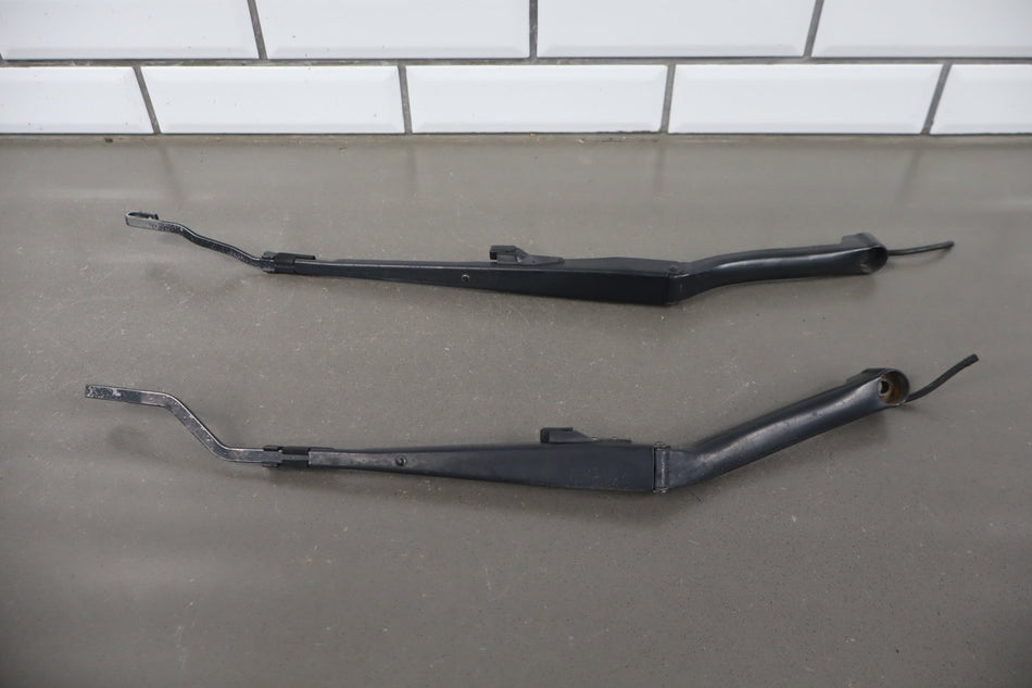 1997-2004 Chevrolet Corvette C5 Wiper Arm LH &amp; RH Pair