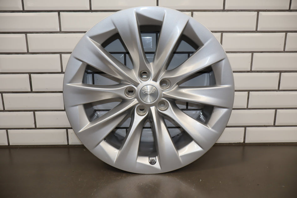 12-20 Tesla Model S 19x8 Slipstream OEM Alloy Wheel/Rim