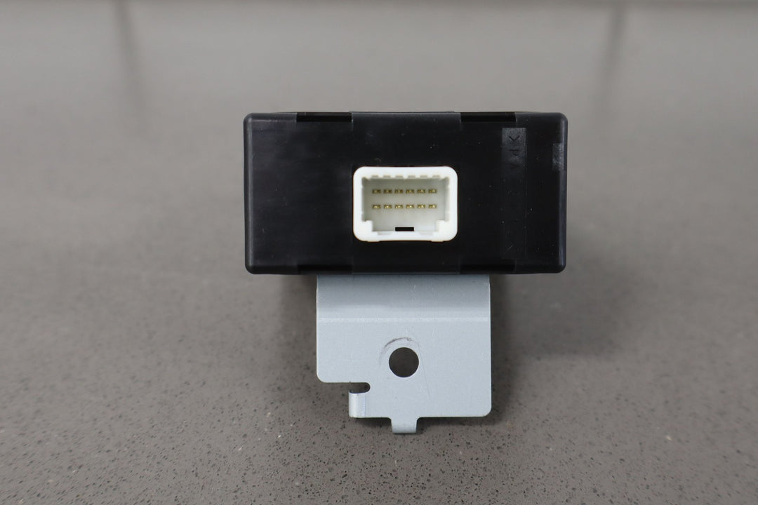 https://dvyuexp86pxrj.cloudfront.net/afb4b39b-4871-415e-a25a-a49131a4a926/30C6AF2A-3B7D-41C2-98C4-3176CC9E2564/web_f4214f10-0394-47ce-8afa-433f5906937a.jpg