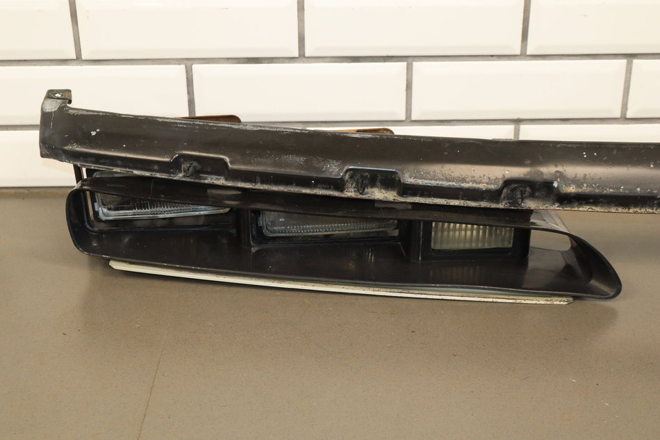 94-96 Pontiac Grand Prix Coupe Header Panel With Headlights