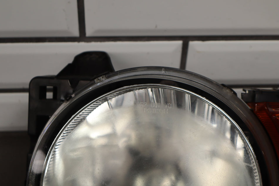 2007-2014 Toyota FJ Cruiser Left Driver Headlamp