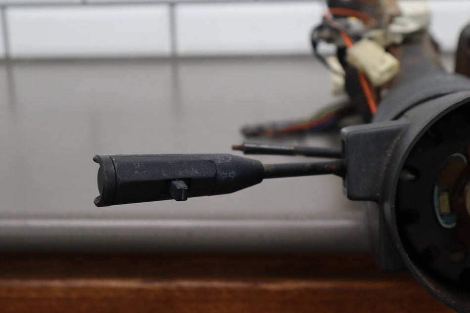 1986-1988 Chevrolet Corvette C4 - Steering Column