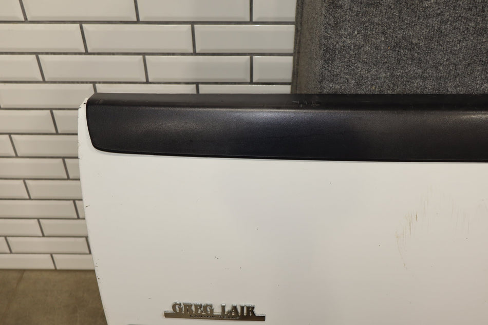 99-07 Chevy Silverado GMC Sierra GMT800 OEM Tailgate Summit White 50U