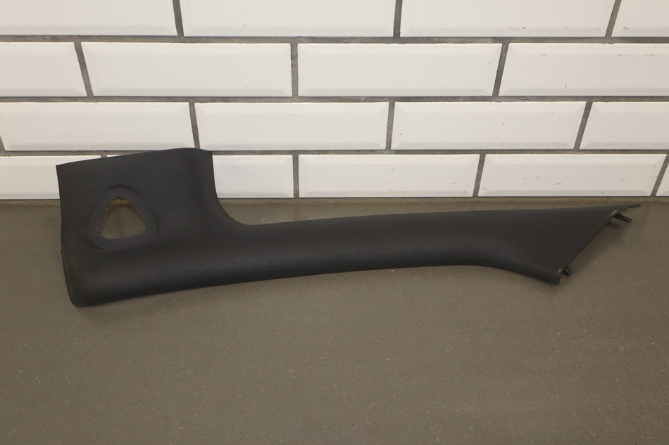 2003-2006 Chevrolet SSR Pair A Pillar Trim Ebony 192