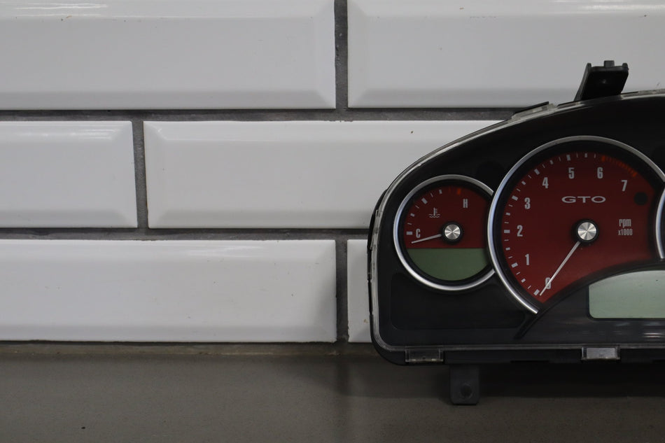 2004-2006 Pontiac GTO Instrument Cluster Red Face Gauges
