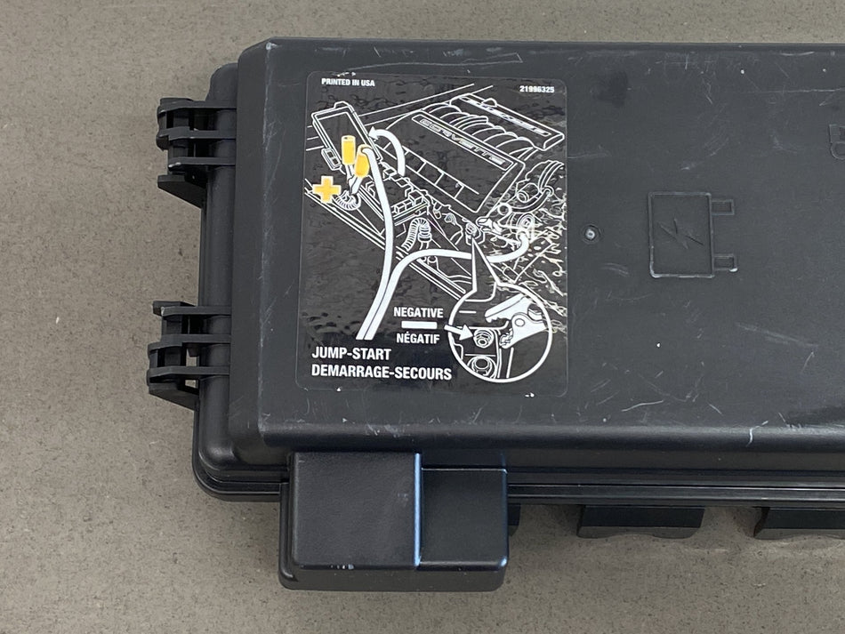05-07 Chevy Corvette C6 Engine Fuse Box 21996326