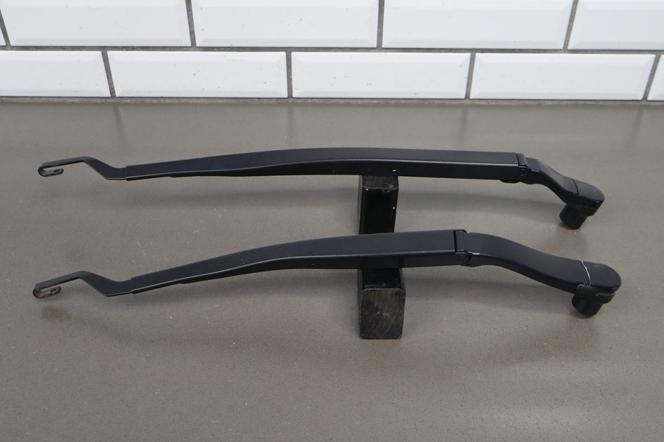14-16 Jeep Grand Cherokee WK2 Wiper Arm Pair