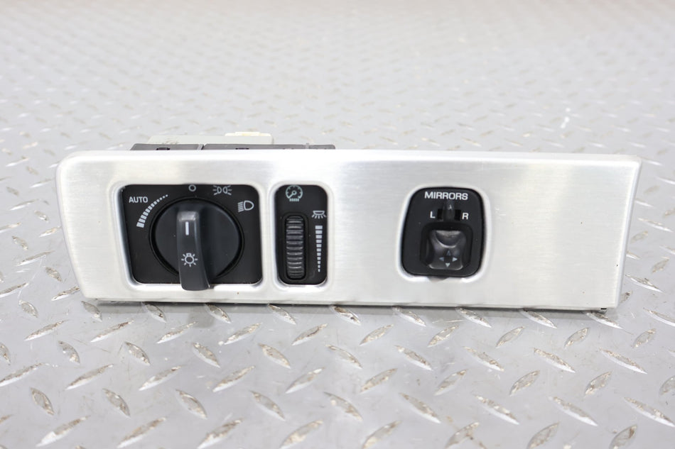 02-05 Ford Thunderbird Aluminum Dash Trim Kit 3pc