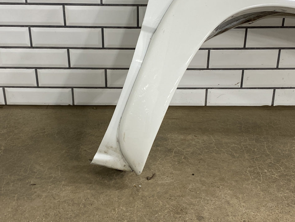 03-07 Chevy Silverado GMT800 Passenger Right RH Fender Summit White 50U