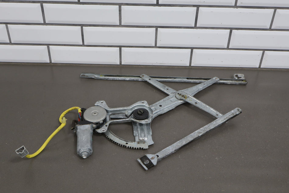 1996 Honda Civic del Sol EH eh6- Right Front Door Regulator