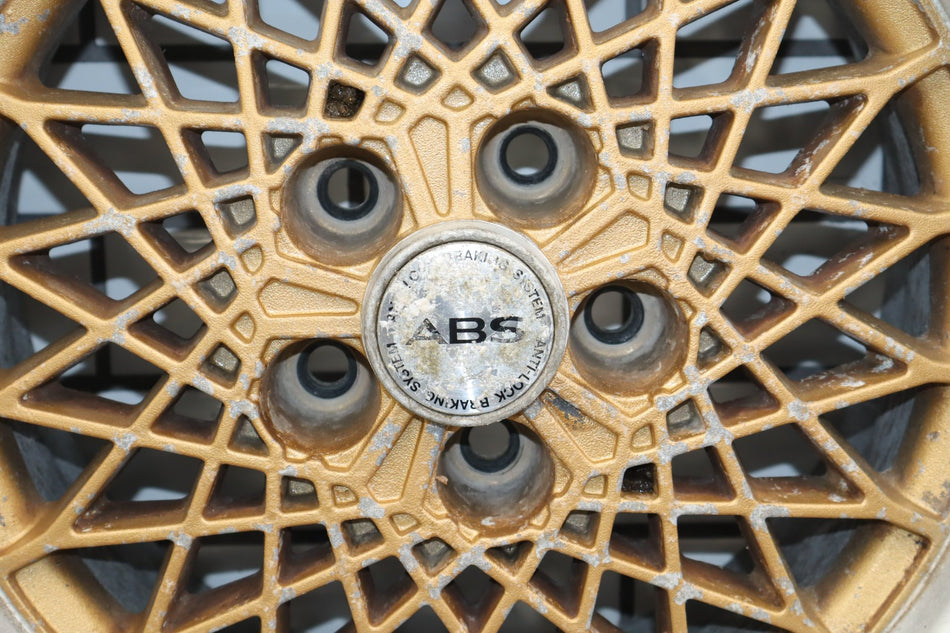 89-96 Pontiac Grand Prix 16x8 Mesh Alloy Wheel LH Front