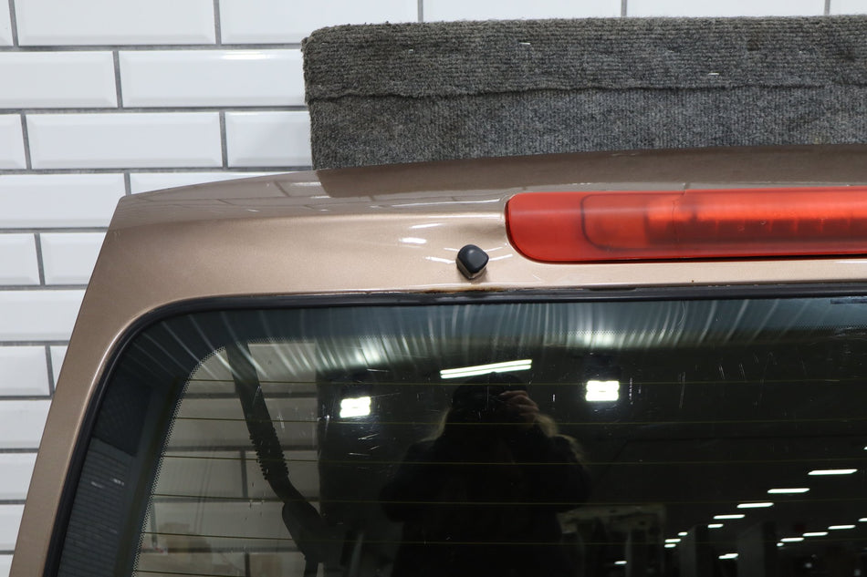 98-02 Toyota Land Cruiser J100 Upper Rear Hatch W/ Glass Desert Bronze 4P3