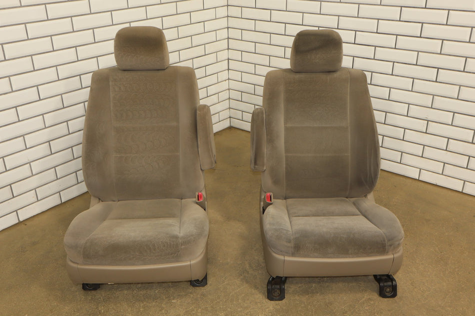2005-2007 Toyota Sequoia Pair Front Seats OEM