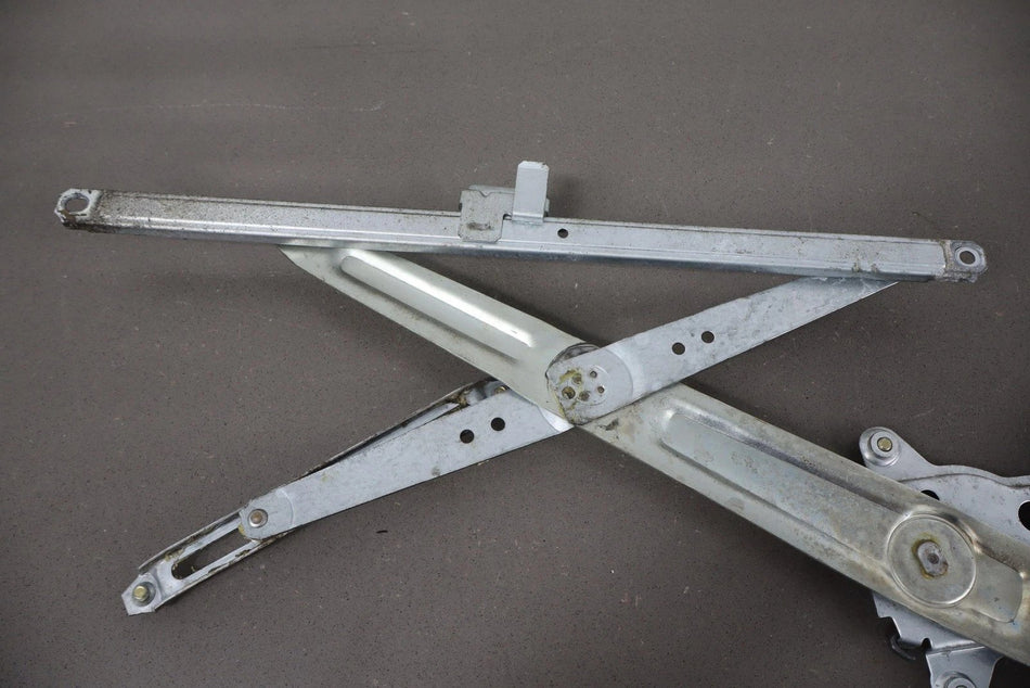 1997 Lexus LX450- Right Front Door Regulator