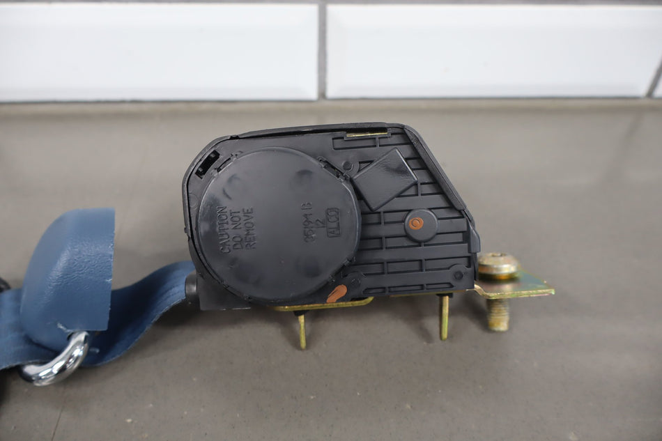 1996 Ford F-250 Left Front Seat Belt Royal Blue RV4