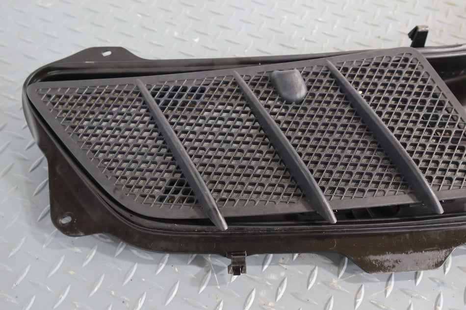 07-12 Mercedes GL450 X164 Hood Vent Set