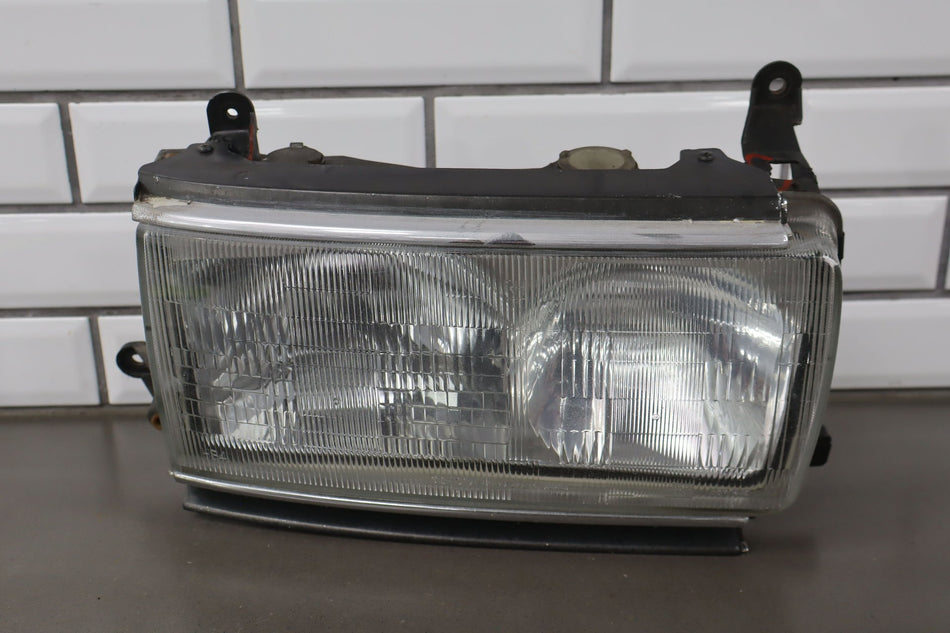 1991 Toyota Land Cruiser Right Headlamp OEM