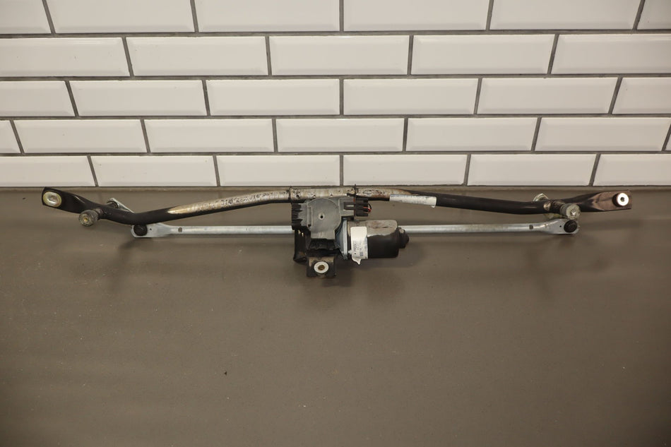 2003-2009 Hummer H2 Wiper Motor &amp; Transmission