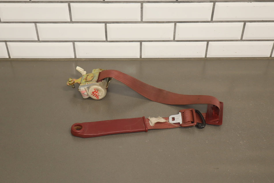 1988 Toyota Corolla Sport GTS Right Front Seat Belt