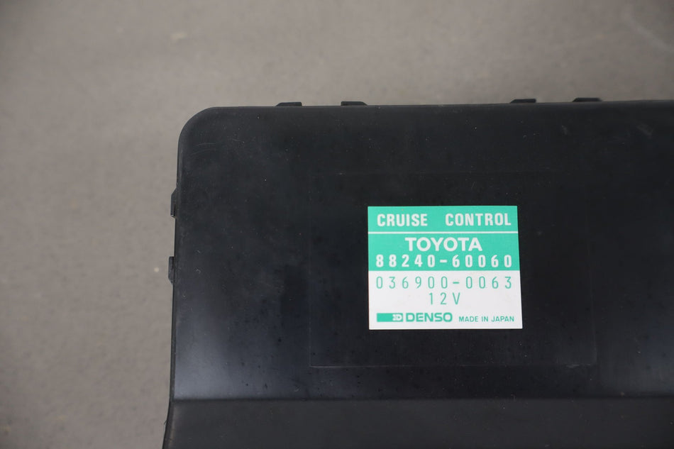 1994 Toyota Land Cruiser- Chassis Control Module