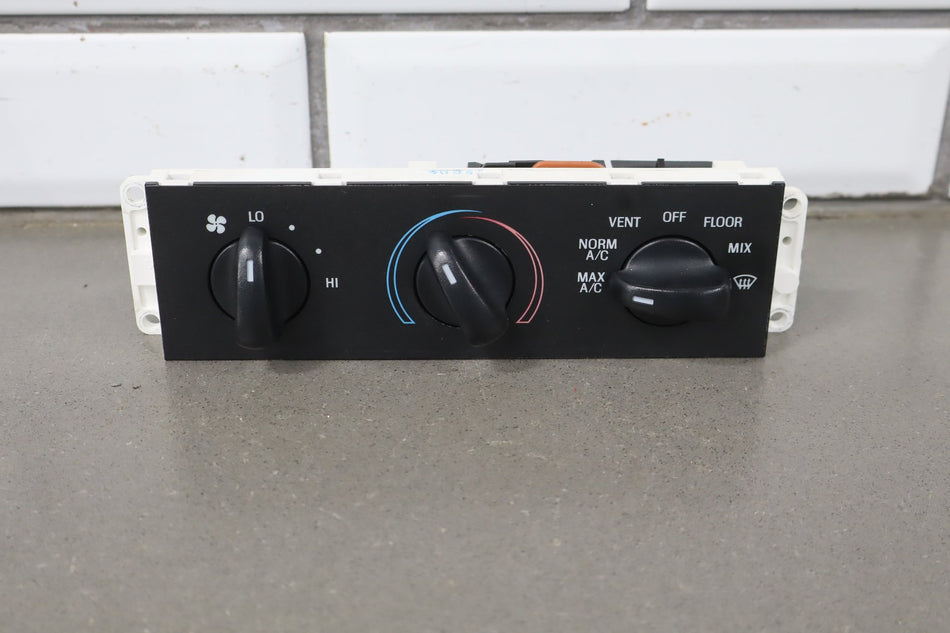 1999-2000 Ford Mustang Climate Control F4ZZ19980A OEM