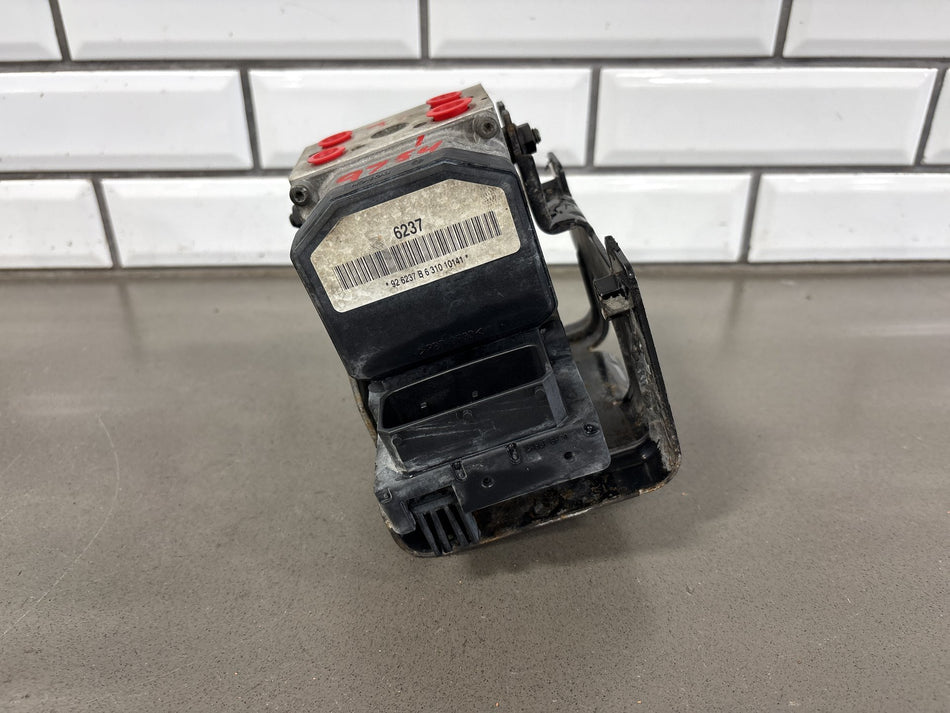 2003-2007 Hummer H2 - ABS Brake Unit 19301997