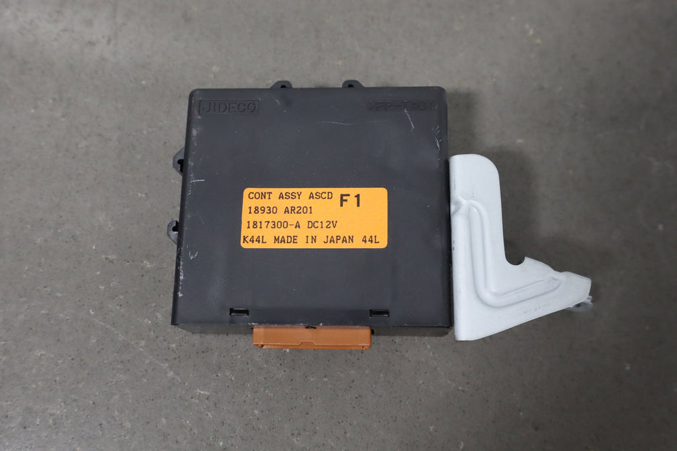 2002-2004 Infiniti M45 Cruise Control Module OEM