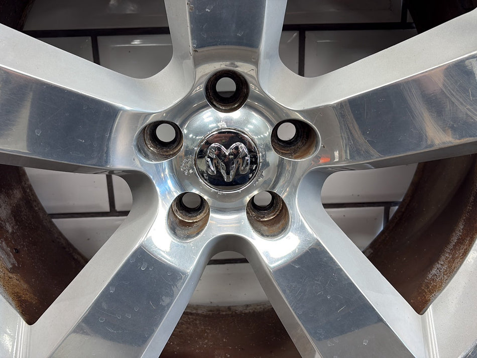 06-10 Dodge Charger SRT8 20 Inch Alcoa Alloy Wheel 5290727AB