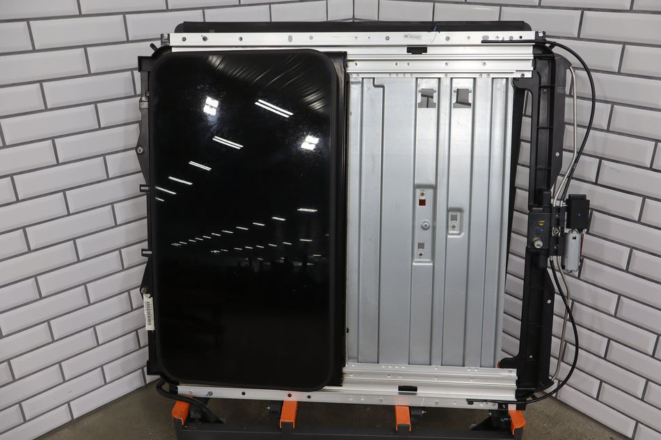 Roof Glass Frame, 2004, Cadillac, Escalade