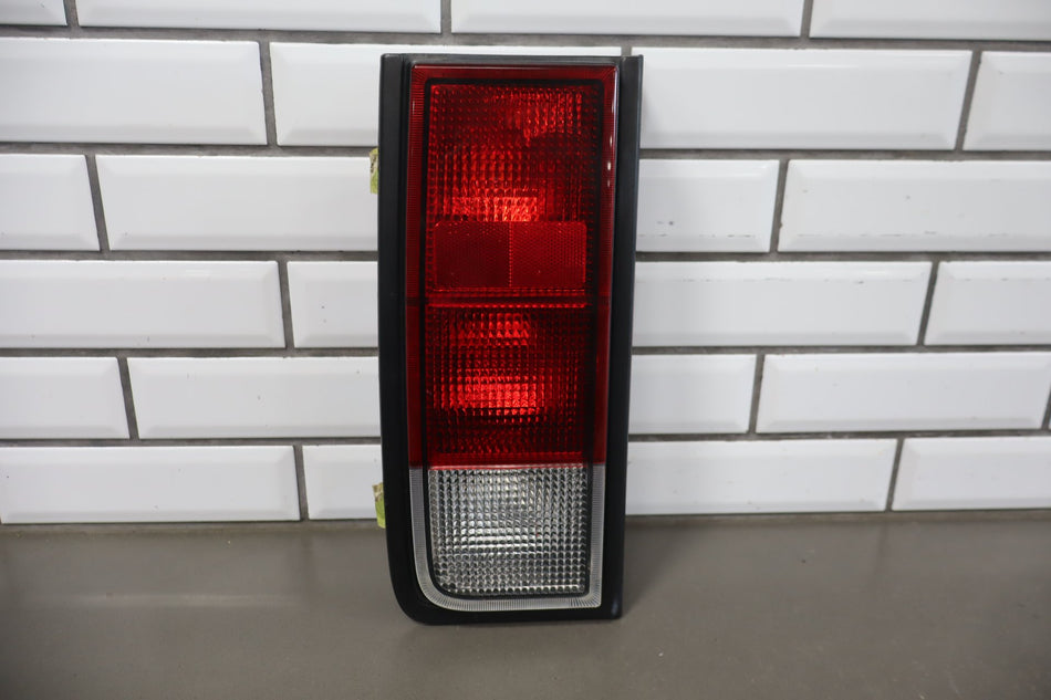 2005-2009 Hummer H2 Left Tail Light 25874015