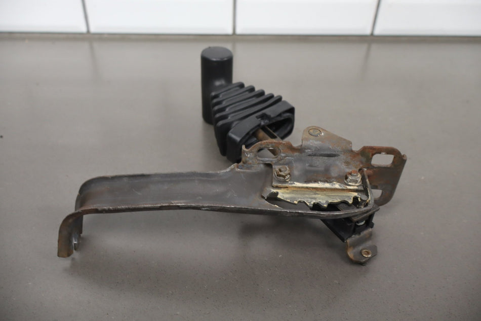1981 Porsche 928 Floor Shifter OEM
