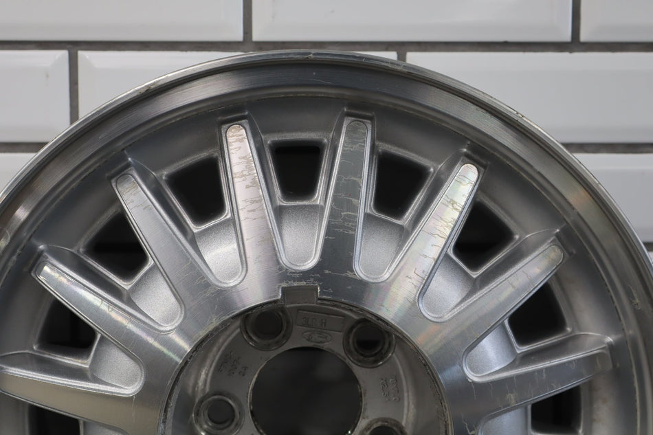 1997 Lincoln Town Car- 16x7 16 Spoke Aluminum Wheel- No Center Cap