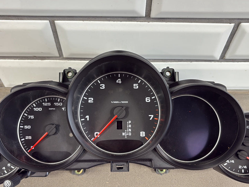 2011-2018 Porsche Cayenne Speedometer 180358 Miles