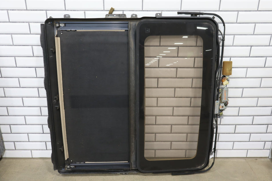 1997 Lexus LX450- Roof Glass Frame
