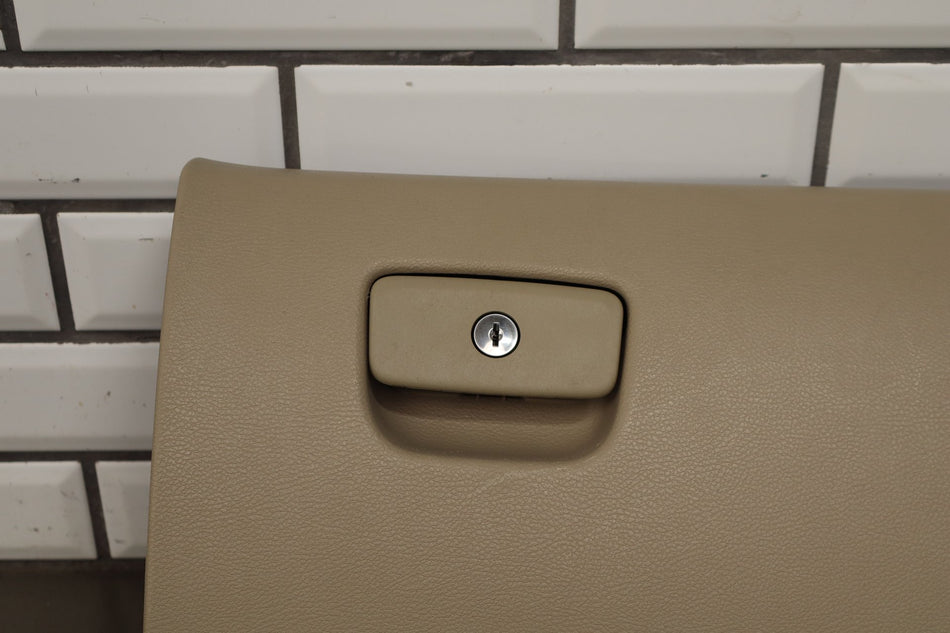 14-16 Jeep Grand Cherokee Limited Glove Box (Frost Beige)