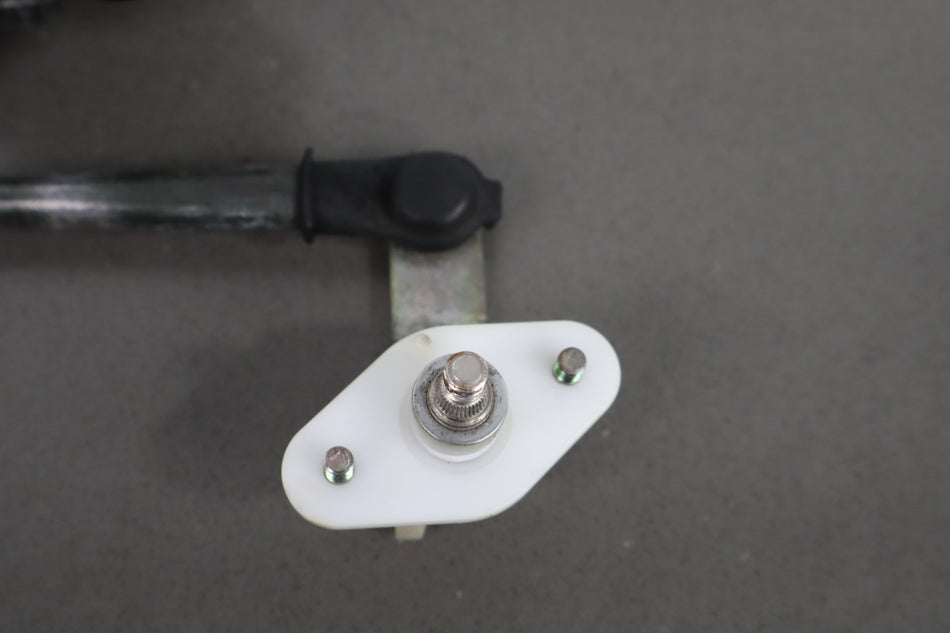 2000-2005 Mazda MX-5 Miata Wiper Motor NA0167340E OEM