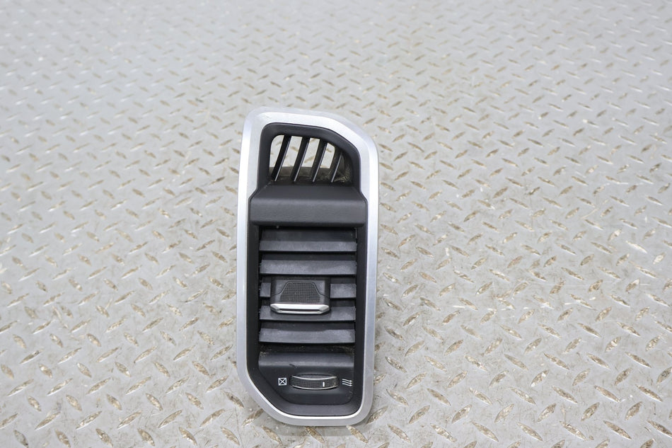 2019 Ram 3500- Dash Vent