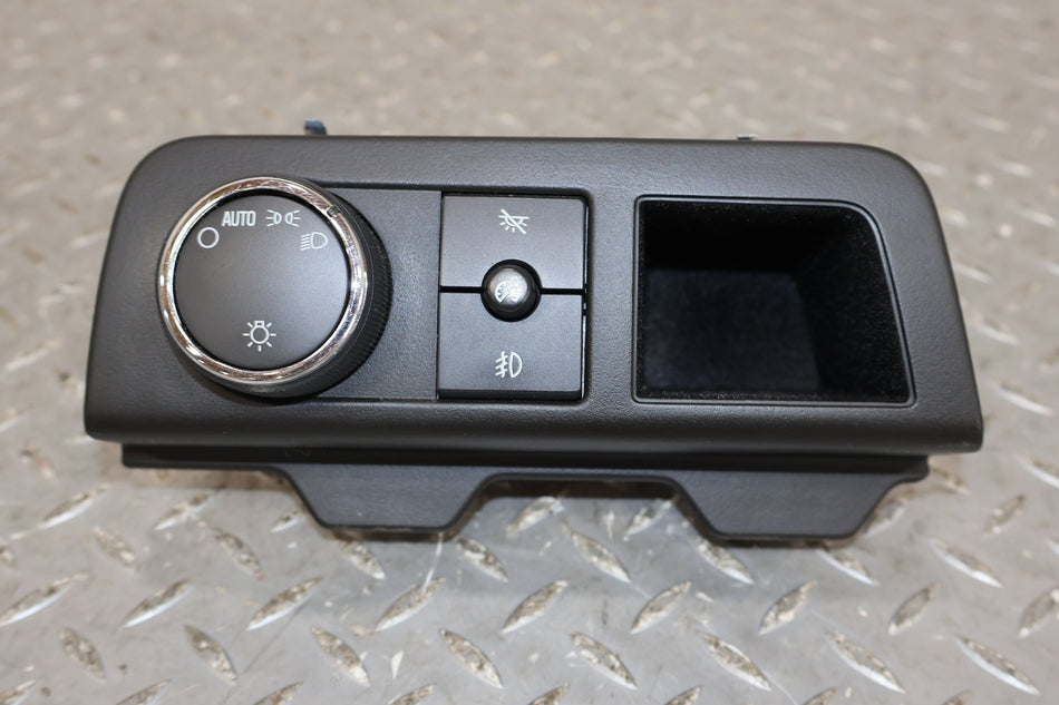 07-14 Cadillac Escalade EXT Headlight Switch