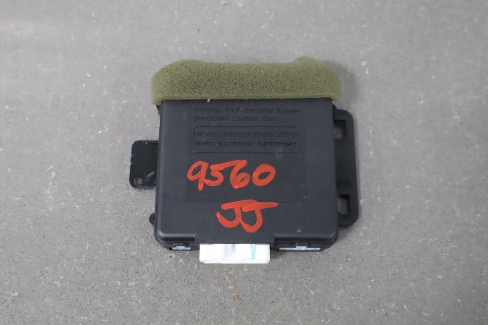 1999 Toyota 4Runner Chassis Computer OEM
