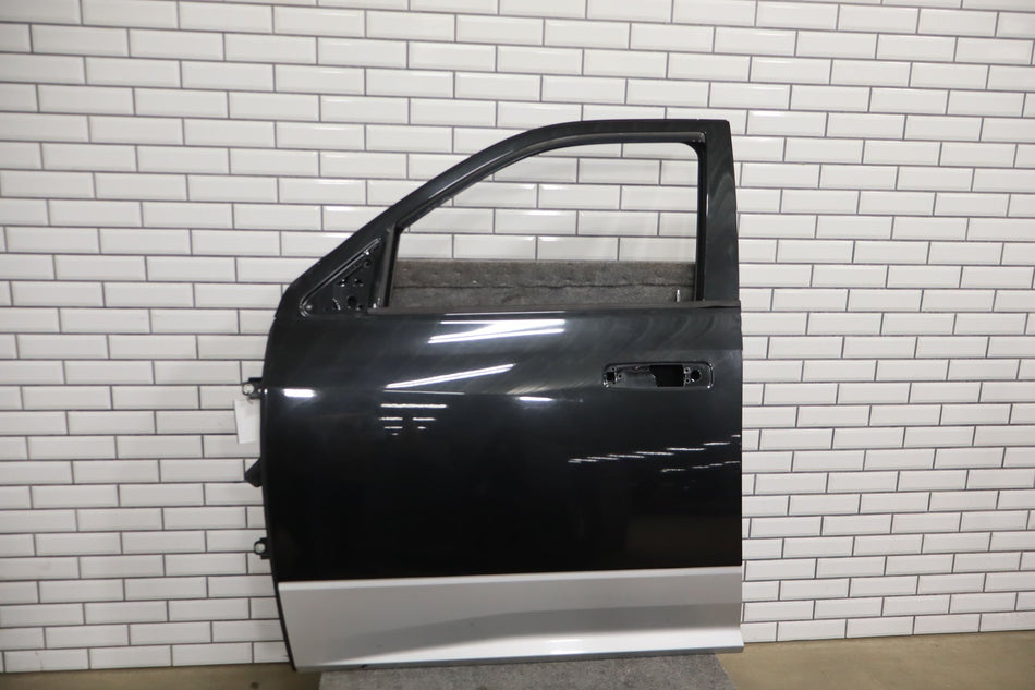 09-18 Ram 1500/2500/3500 Quad/Crew Cab Left Front Door Black PXR